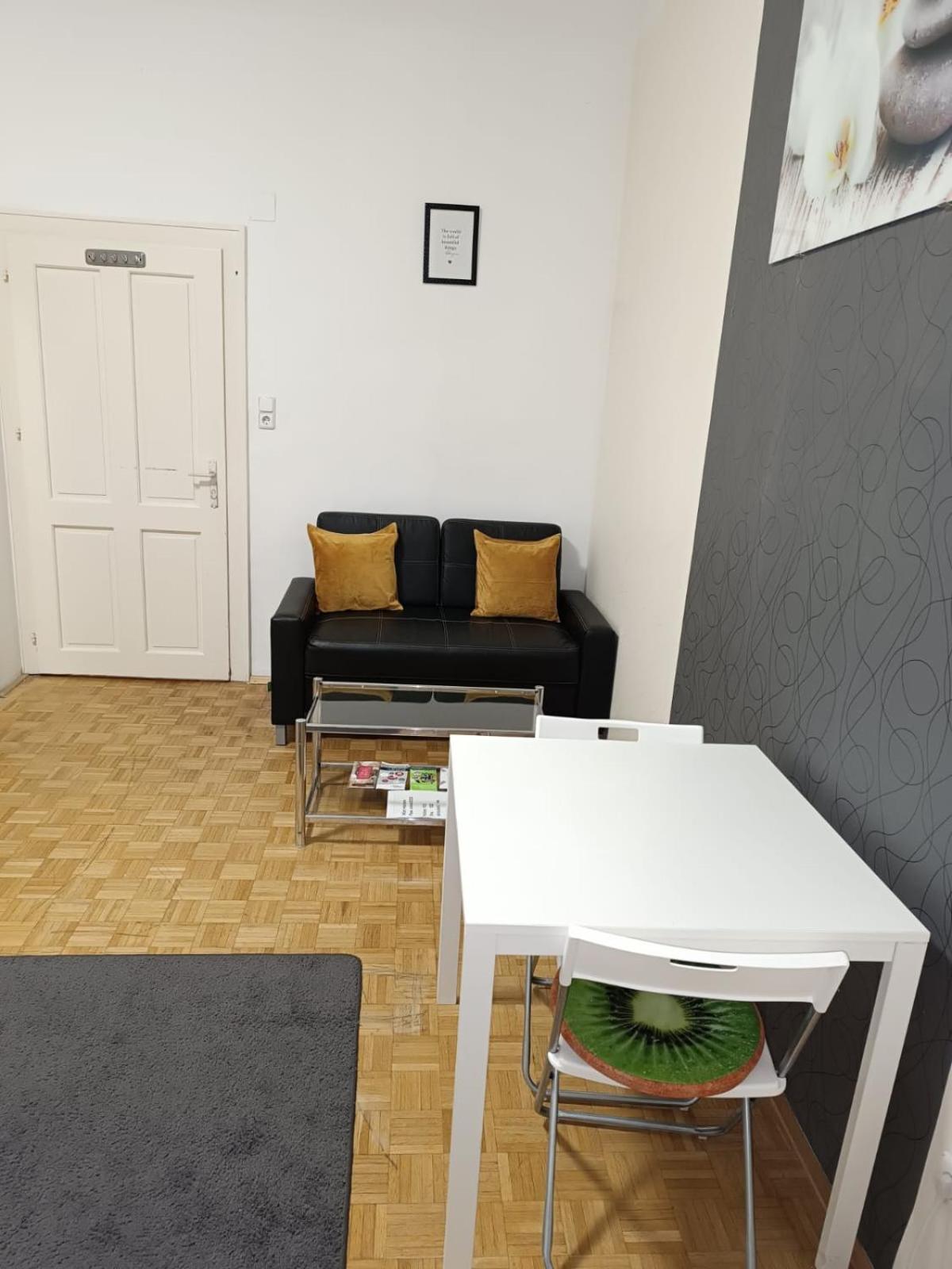Wohnung In Der Naehe Wiener Stadthalle Und Zentrum 9 Екстер'єр фото